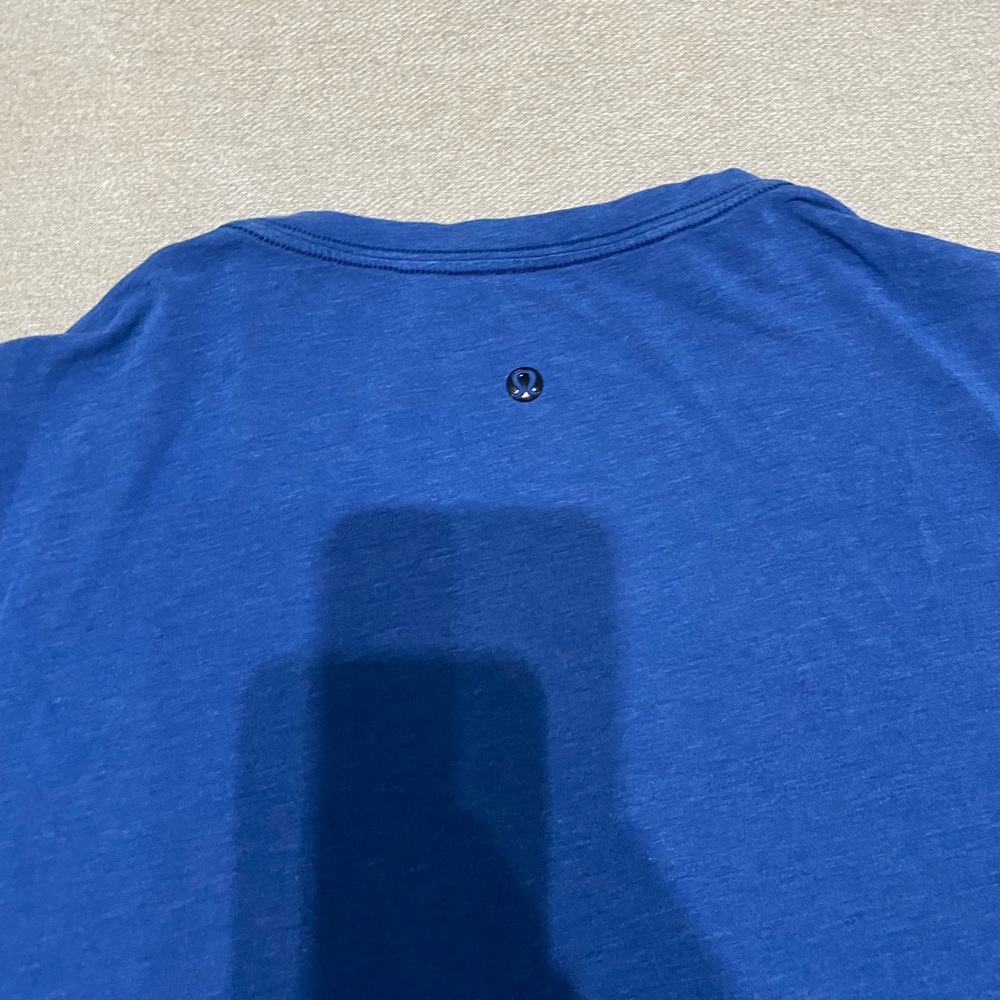 Lululemon Basic V Tee - image 5